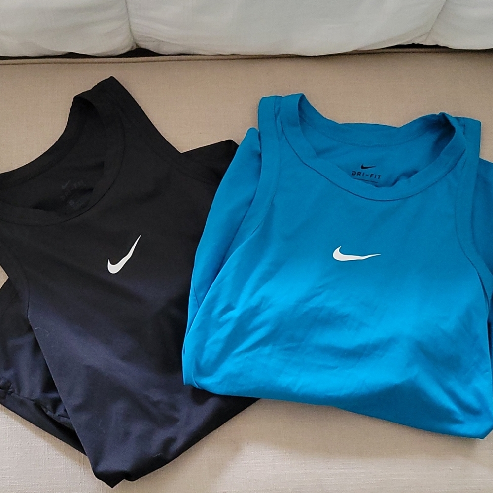 Nike tanks